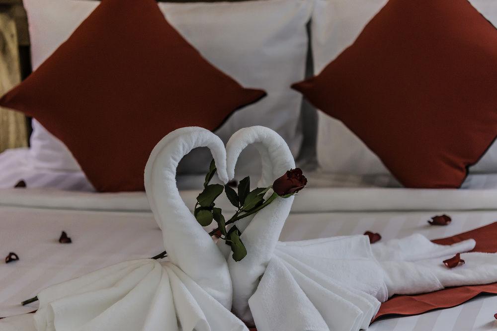 Diamond Palace Resort & Sky Bar بنوم بنه المظهر الخارجي الصورة