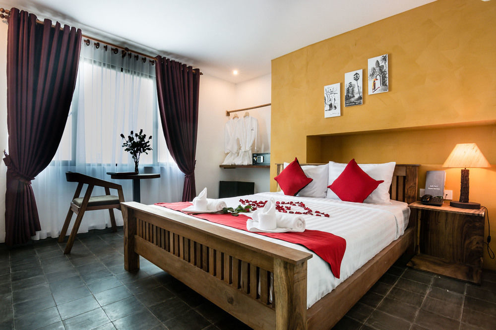 Diamond Palace Resort & Sky Bar بنوم بنه المظهر الخارجي الصورة